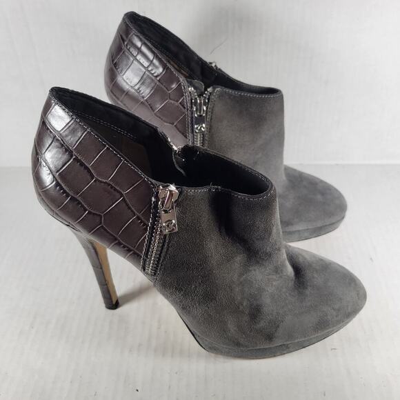MICHAEL KORS Women Leather York Snake print Gray Zipped 5" Heel Bootie Size 9M - Picture 1 of 9